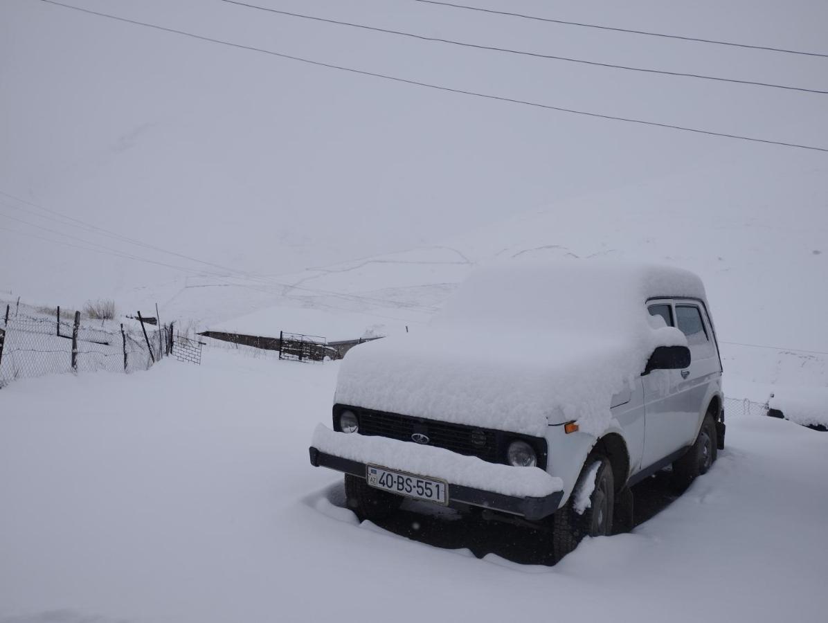 Hotel Zaur Guest Hause Xinaliq Exterior foto