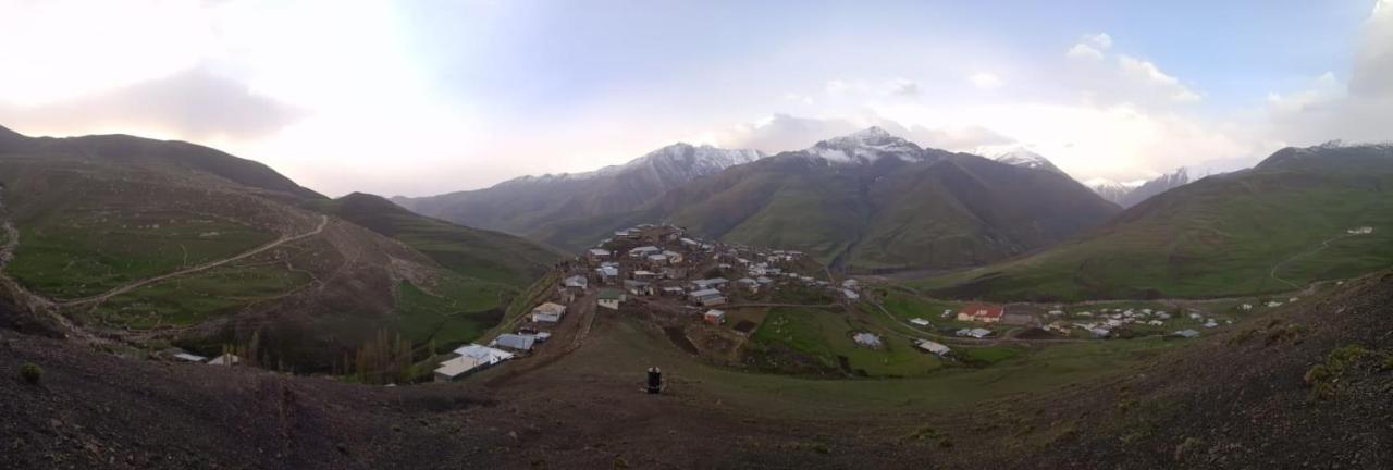 Hotel Zaur Guest Hause Xinaliq Exterior foto